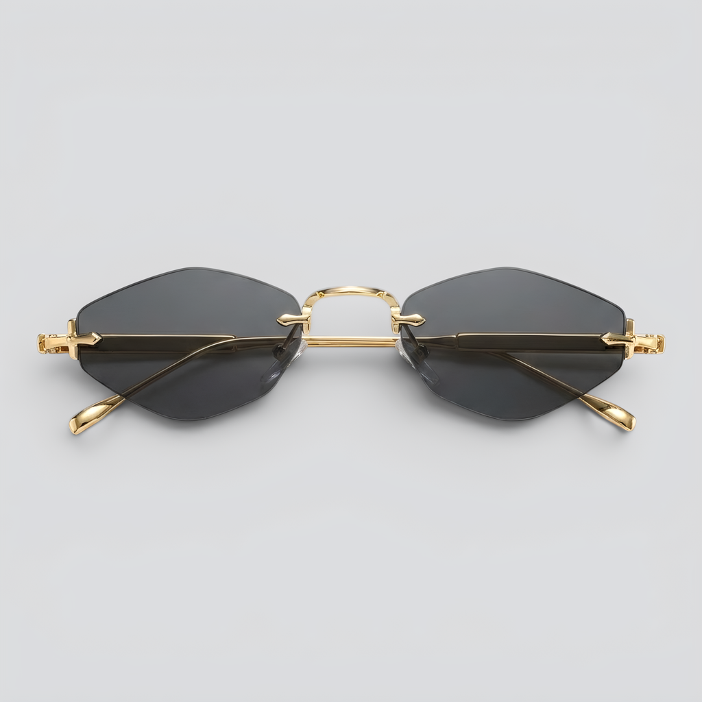 Aris Gold x Black