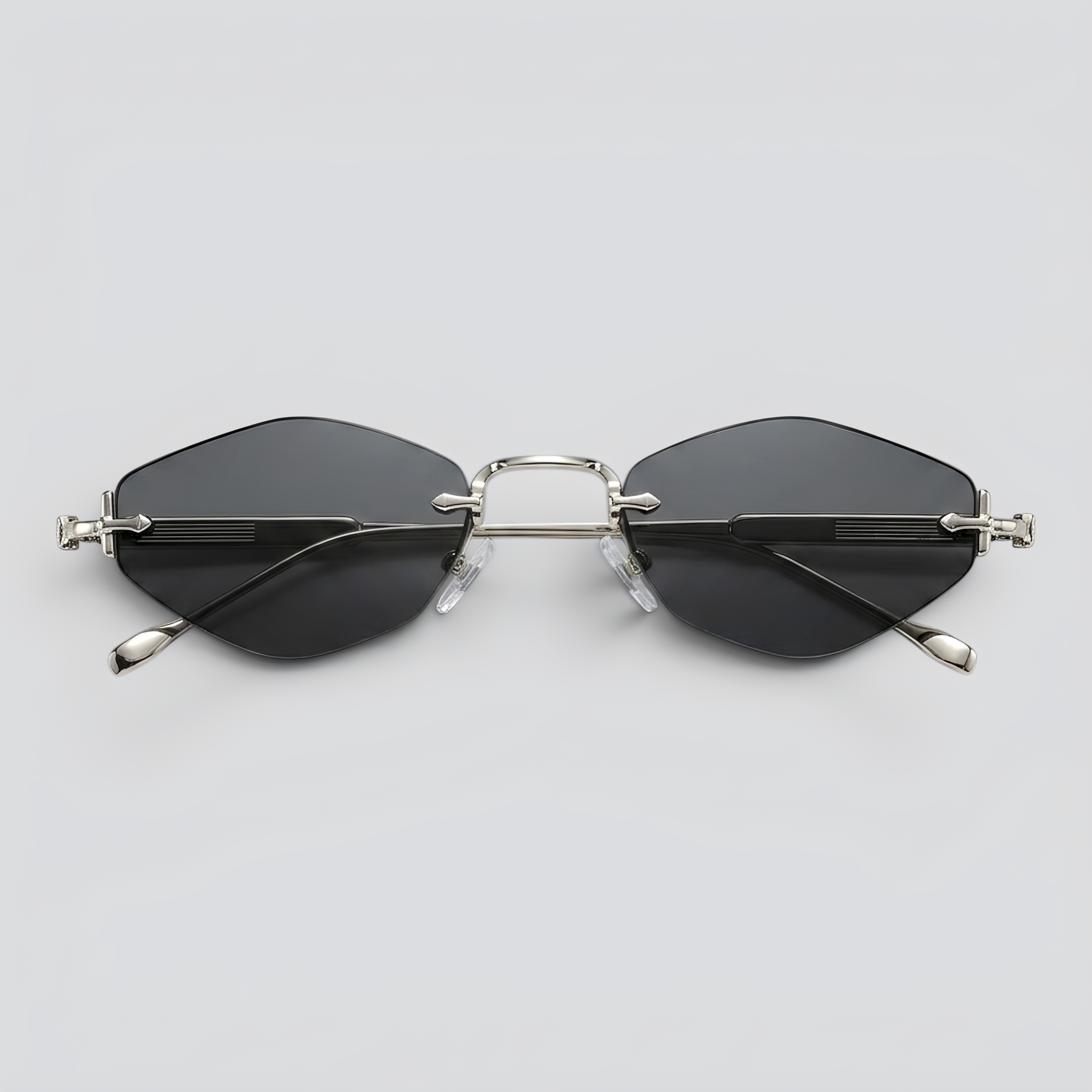 Aris Silver Black