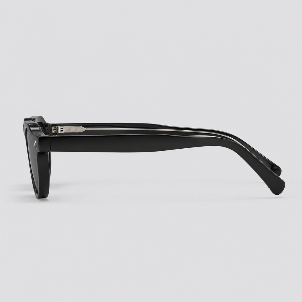 Savio Round Black
