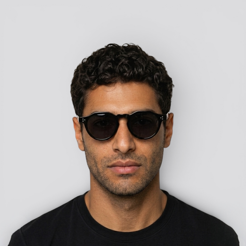 Savio Round Black